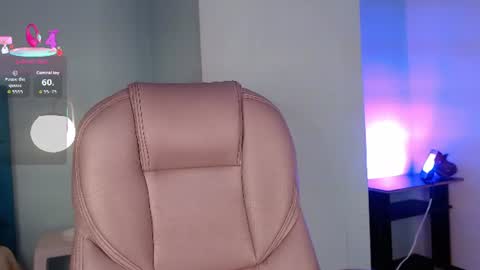 lilyred_ online show from July 2026 03:24:02 AM