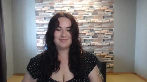busty princess online show from June 2026 06:40:01 AM