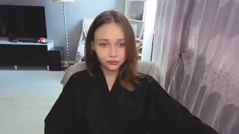 Snapshot of lina_and_lion chatting on June 2026 08:08:02 AM Scarlet online show from June 2026 08:08:02 AM