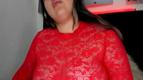 Lina Browm online show from April 2026 10:07:02 PM