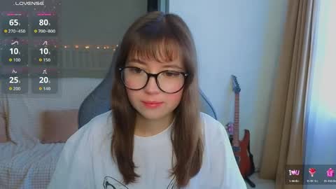 Snapshot of lina_brownie chatting on June 2026 01:50:02 AM Lina online show from June 2026 01:50:02 AM