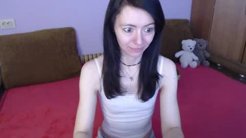 Lina Rouge online show from April 2026 03:48:01 AM