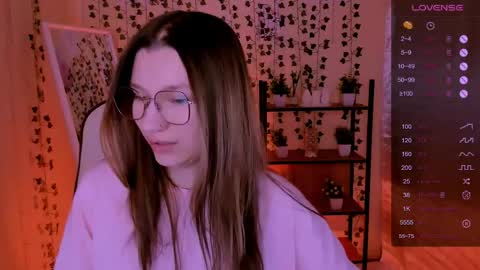 Lina online show from April 2026 06:14:01 AM