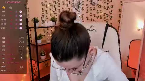 Snapshot of linablossom chatting on June 2026 02:27:02 AM Lina online show from June 2026 02:27:02 AM