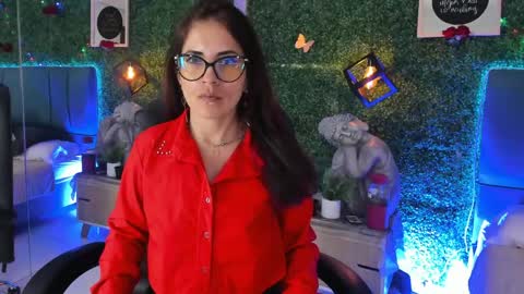 Snapshot of linagh chatting on May 2026 11:27:01 AM Lina online show from May 2026 11:27:01 AM