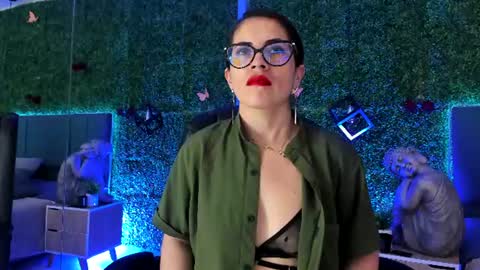 Lina  online show from July 2026 11:36:02 AM