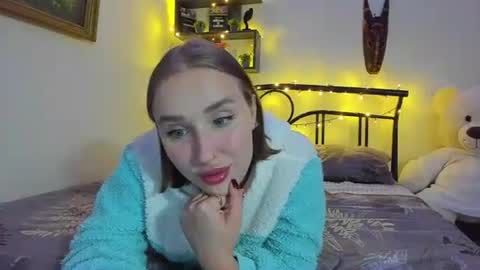Lina online show from July 2026 09:42:01 PM
