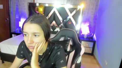  Linda  online show from July 2026 02:19:01 PM