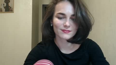 Linda online show from April 2026 08:39:02 PM