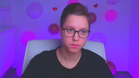 Linda online show from February 2025 12:52:02 AM