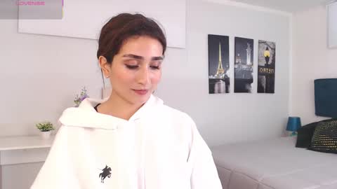 Maria Paula online show from March 2026 12:31:02 PM