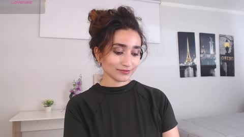 Maria Paula online show from April 2026 12:16:02 PM