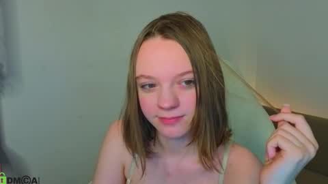 My real name is Olivia online show from March 2026 01:22:01 AM