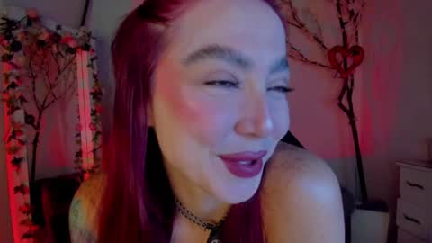 Lindsay    online show from April 2026 05:06:01 AM