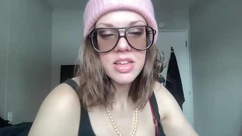 linusloves online show from February 2026 05:50:01 PM