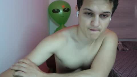 Snapshot of lioncluess chatting on January 2026 12:18:01 PM Lion Cluess online show from January 2026 12:18:01 PM