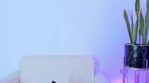 Liorah wolf online show from March 2026 08:23:01 PM