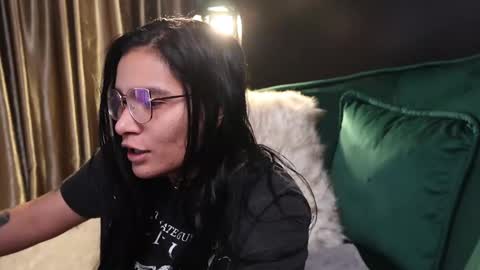 Lire online show from February 2025 04:56:02 AM