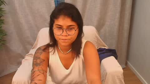 Rayssa Lisa online show from April 2026 08:25:02 PM