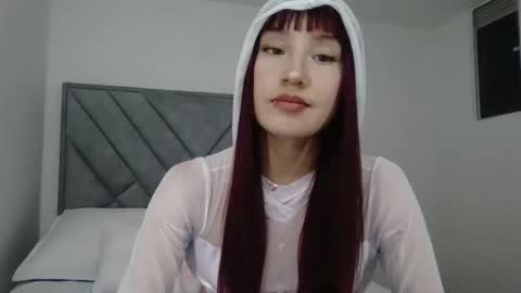 Snapshot of lisa_roberths chatting on November 2025 04:56:01 AM Lisa Roberths online show from November 2025 04:56:01 AM