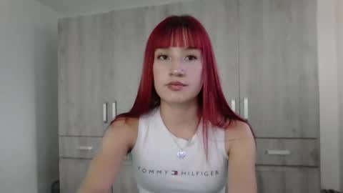 Snapshot of lisa_roberths chatting on April 2026 08:17:01 PM Lisa Roberths online show from April 2026 08:17:01 PM