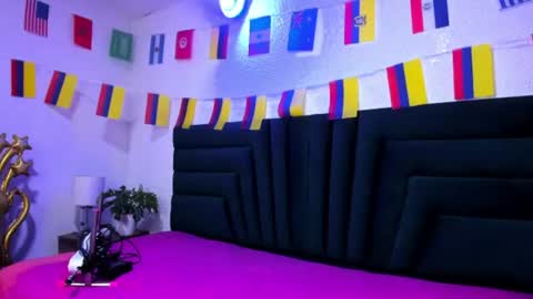 Snapshot of lisa_white_ chatting on July 2026 08:00:01 PM lisa white online show from July 2026 08:00:01 PM