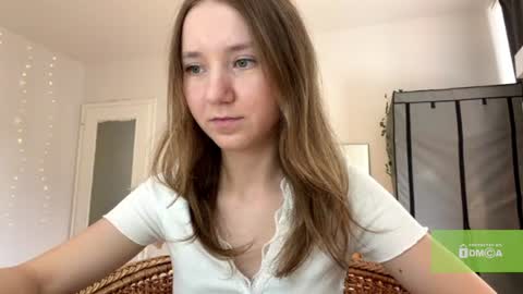 lisasmall online show from June 2026 03:46:02 PM