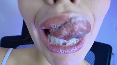 Lisbet online show from February 2026 06:07:01 AM