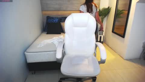 Liseth Fox online show from February 2025 07:30:01 PM