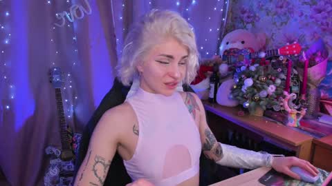 Lissa online show from December 2024 06:24:02 PM