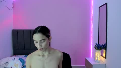 Liss online show from December 2024 10:21:02 PM