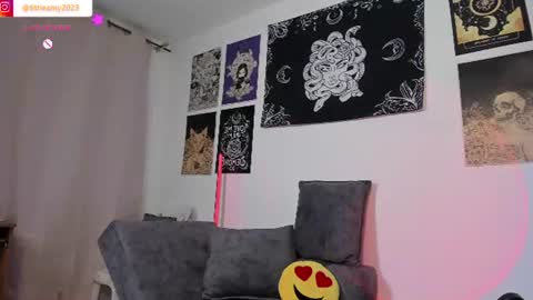 Snapshot of little__ammy chatting on June 2026 01:21:02 AM little__ammy online show from June 2026 01:21:02 AM