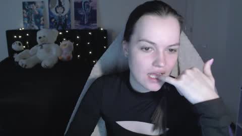 little__flowers online show from March 2026 09:03:02 AM