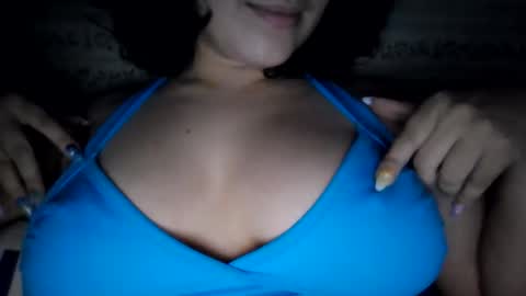 little_anef online show from September 2025 05:21:01 AM