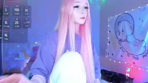 Maria online show from November 2025 10:09:01 PM