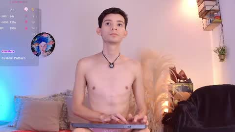 Snapshot of little_twiink chatting on July 2026 02:19:01 PM Juan Ferrer online show from July 2026 02:19:01 PM