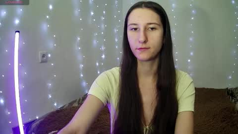 LittleAhWitch online show from December 2025 10:02:01 AM