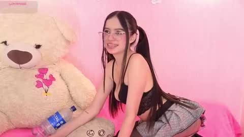 Ari online show from March 2026 07:20:02 PM