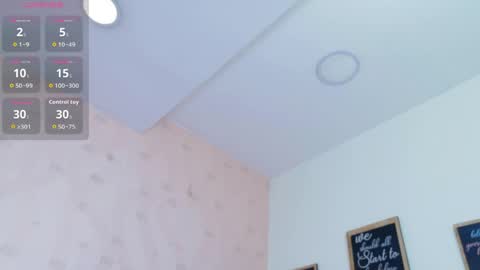 Snapshot of littleebonymommy chatting on June 2026 06:45:01 PM Tania online show from June 2026 06:45:01 PM
