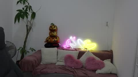 littlestellaspark online show from October 2025 03:31:02 PM