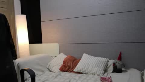 littlestellaspark online show from March 2026 04:47:01 PM