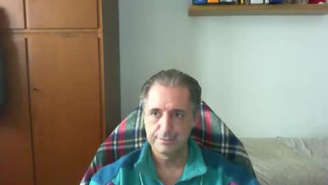 liuk53 online show from April 2026 12:43:01 PM