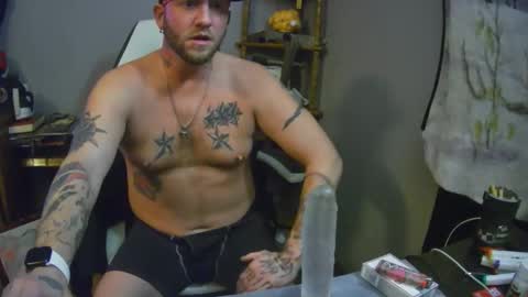 Snapshot of livingpuddle chatting on November 2025 11:37:01 PM livingpuddle online show from November 2025 11:37:01 PM