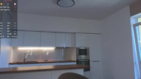 Hello there im Amelia Im new here Lets have fun online show from April 2026 03:05:01 AM