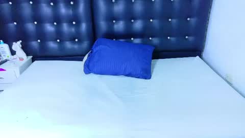 lizgirrl online show from June 2026 06:32:02 AM