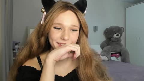 lizza_a online show from May 2026 05:29:02 PM