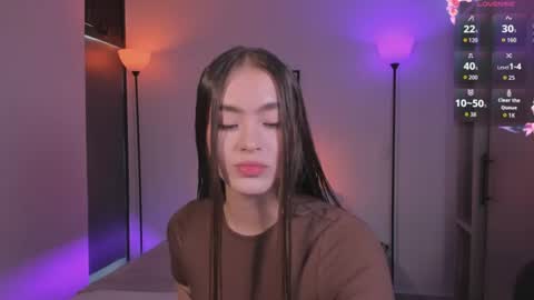 Lizzy Colins online show from July 2026 01:07:02 PM