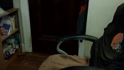 loades182025 online show from April 2026 03:00:02 AM