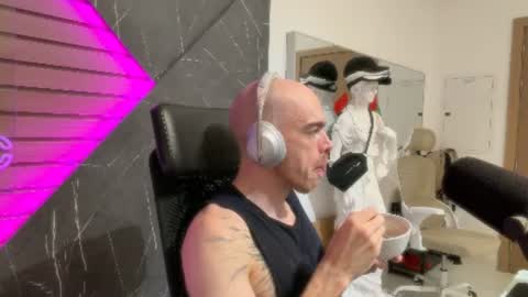 logan__kelly online show from July 2026 04:03:01 PM