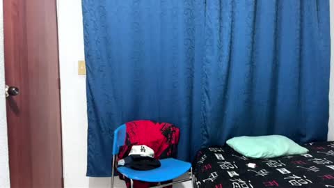 Logan online show from September 2025 04:25:02 AM